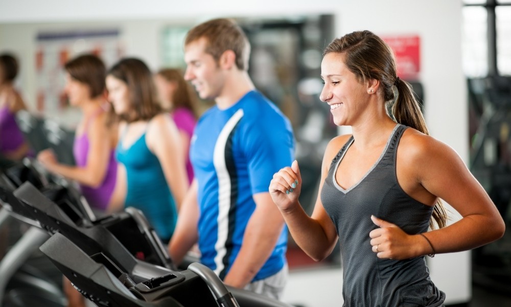 Cách bảo quản quần áo tập gym luôn bền đẹp