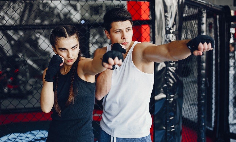 Cách chọn găng tay tập gym nữ & Top 10 thương hiệu
